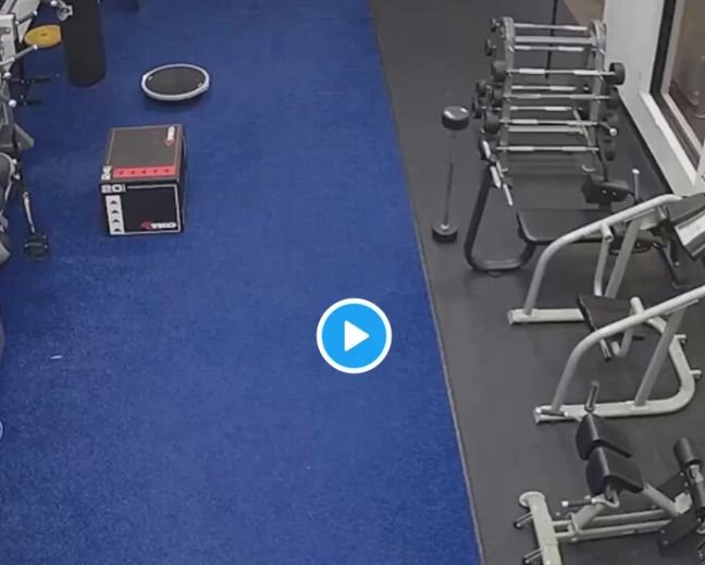 CCTV Captures Moment Man Trying to Rape Lonely Girl in the Gym”